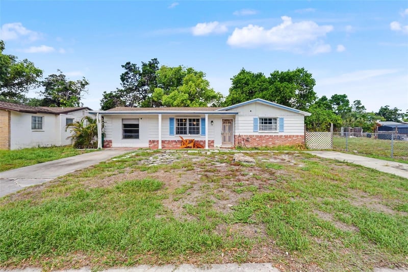 3317 Bainbridge Dr, Holiday, FL 34691