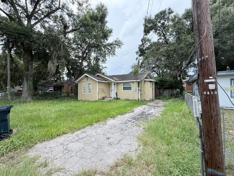 8416 17th St, Tampa, FL 33604