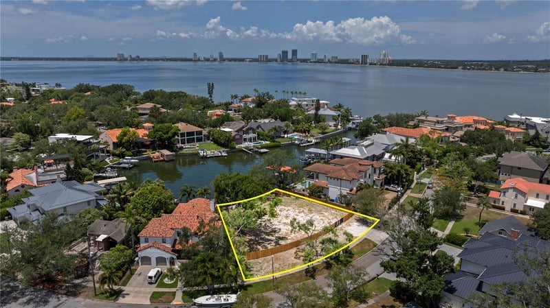 86 Bahama Cir, Tampa, FL 33606