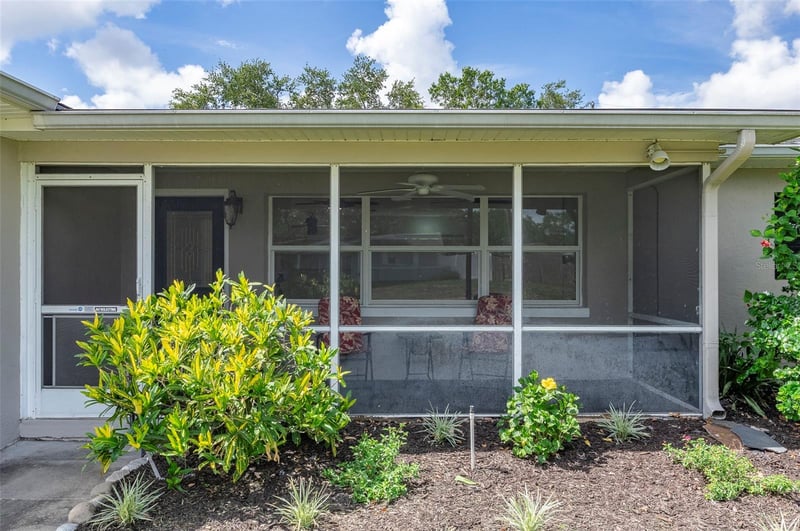 482 41st Ave, St Petersburg, FL 33703