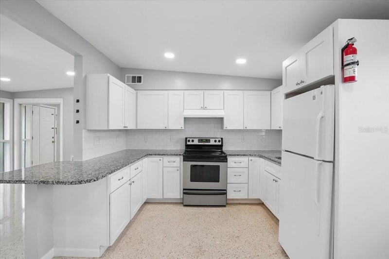 2019 24th Ave, Bradenton, FL 34205