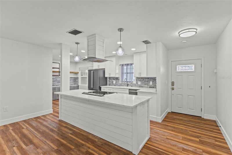 611 Leona Ave, Ellenton, FL 34222