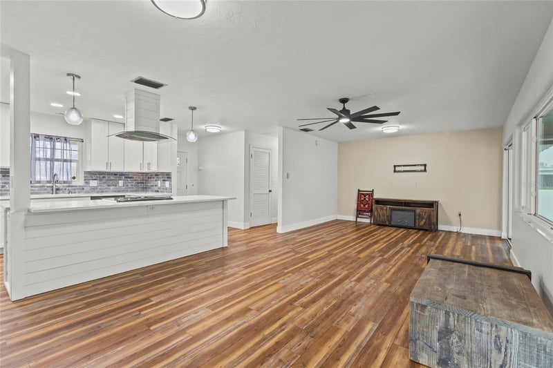 611 Leona Ave, Ellenton, FL 34222