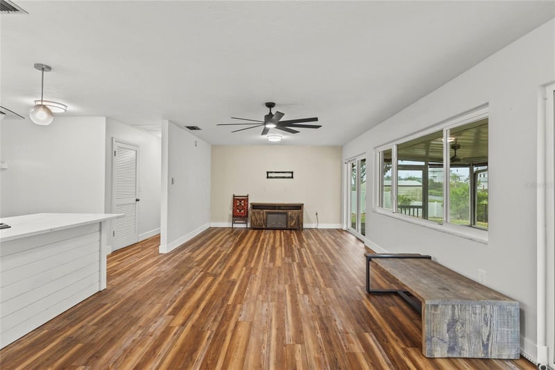 611 Leona Ave, Ellenton, FL 34222