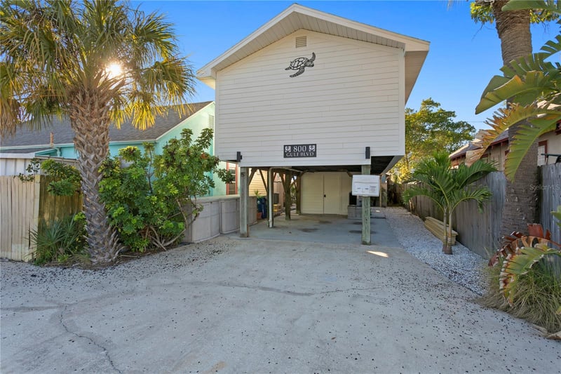 800 Gulf Blvd #5, Indian Rocks Beach, FL 33785