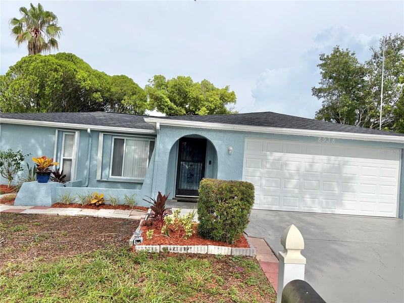8938 Cochise Ln, Port Richey, FL 34668