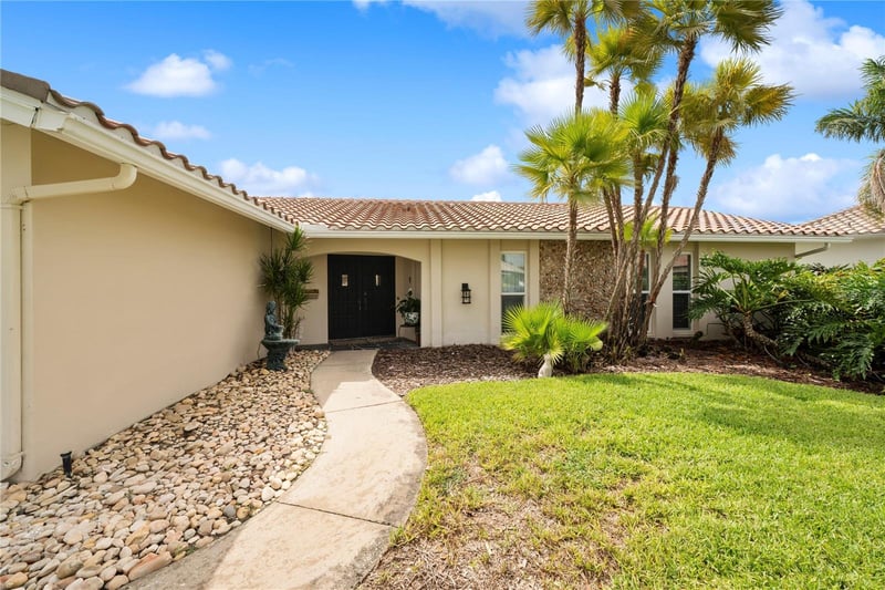 1924 Michigan Ave, St Petersburg, FL 33703