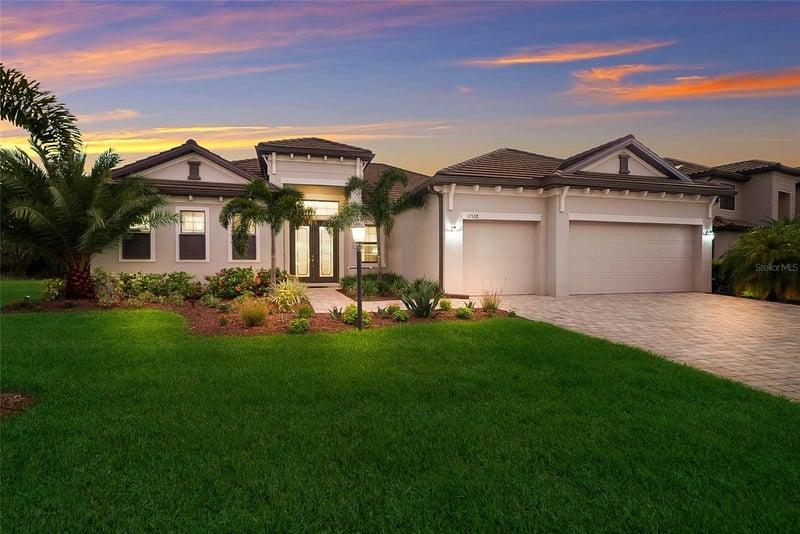 17528 Polo Trl, Lakewood Ranch, FL 34211