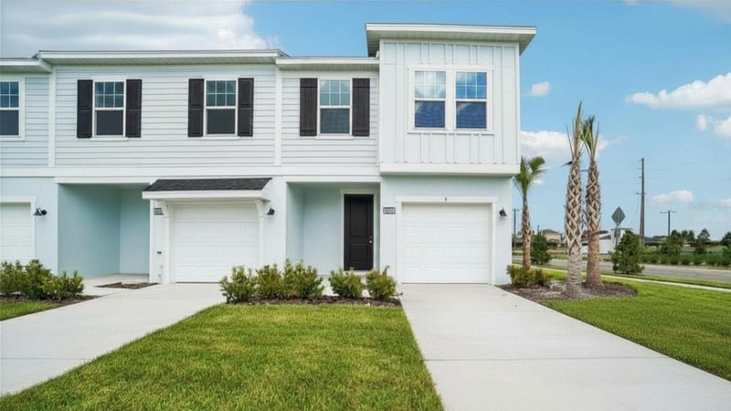 6844 Holcombe Down Dr, Zephyrhills, FL 33541