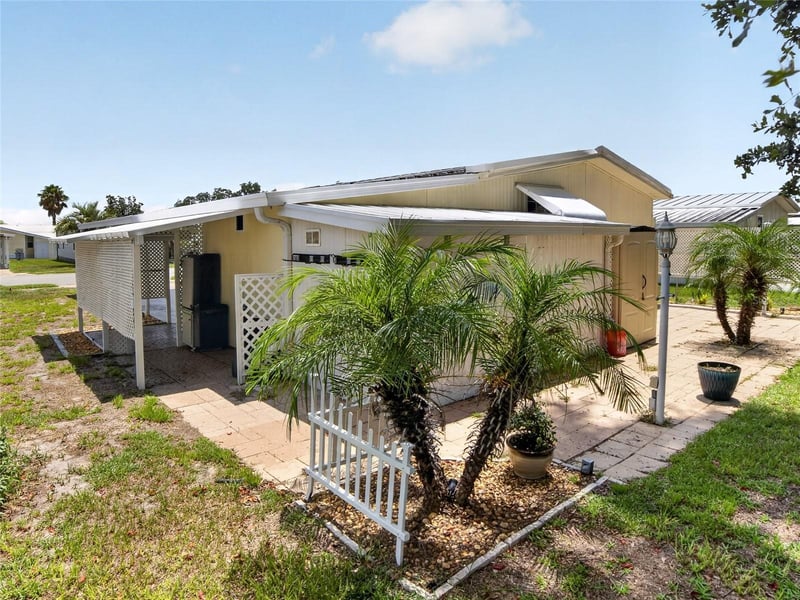 36419 Bonney Dr, Zephyrhills, FL 33541