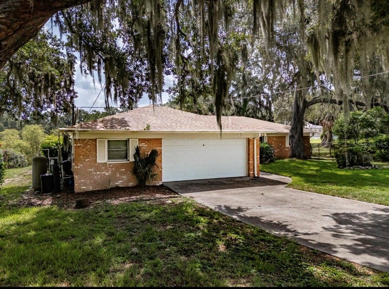 607 Telfair Rd, Brandon, FL 33510
