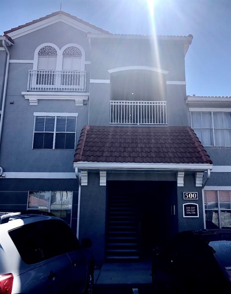 18001 Richmond Place Dr #525, Tampa, FL 33647