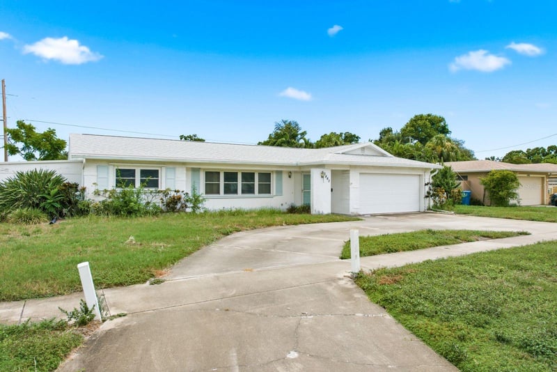 6448 30th Ave, St Petersburg, FL 33710