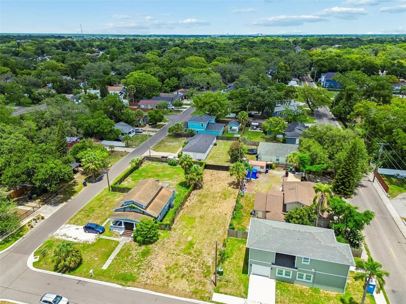 4805 10th St, Tampa, FL 33603