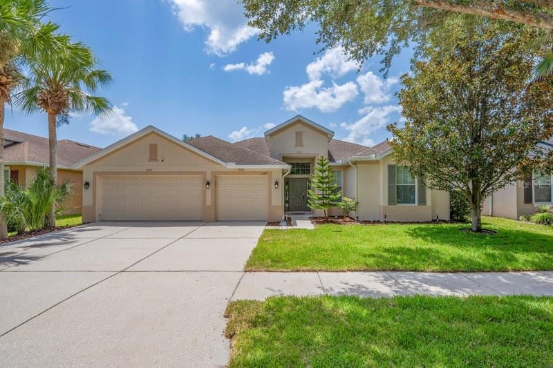 11109 Wembley Landing Dr, Lithia, FL 33547