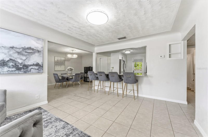 4610 71st St, St Petersburg, FL 33709