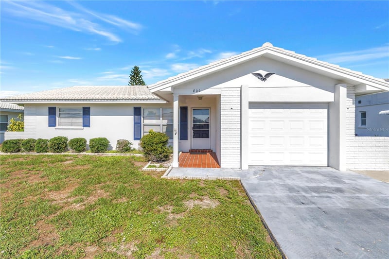 802 Buttonwood Dr, Bradenton, FL 34208