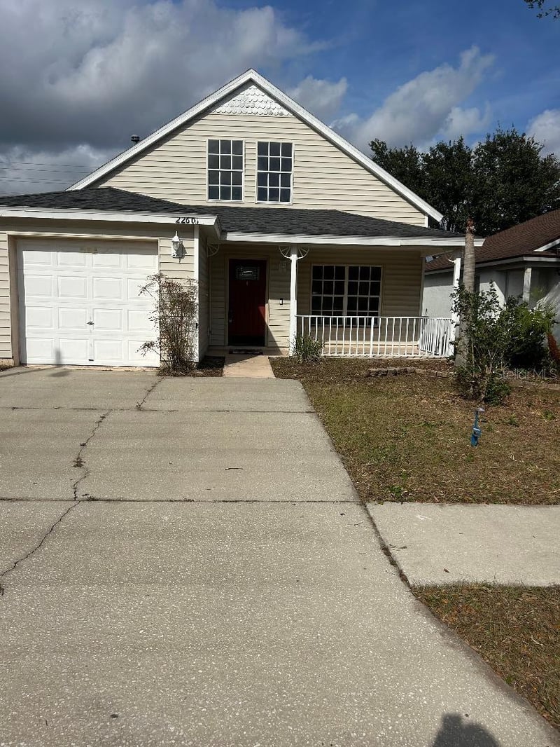 22601 Saint Thomas Cir, Lutz, FL 33549