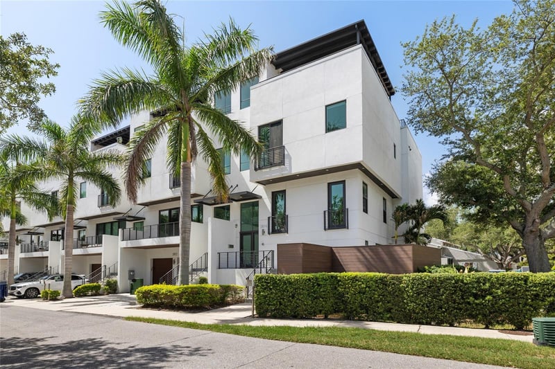2814 Barcelona St, Tampa, FL 33629