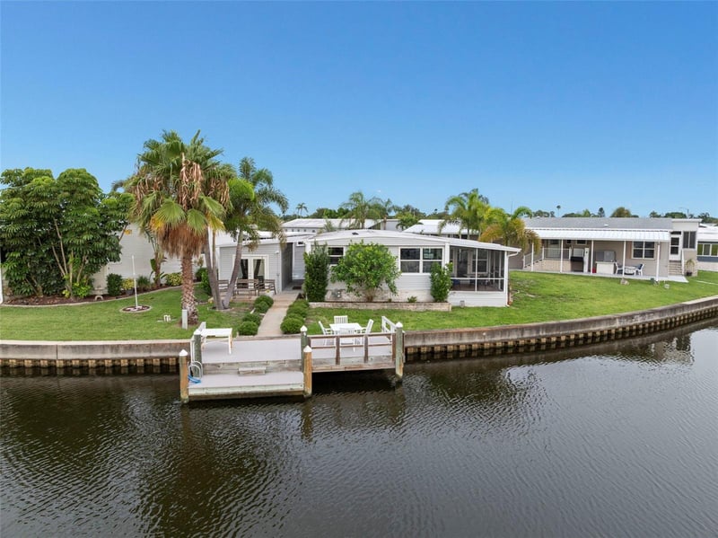 7162 Mount Arlington Dr #417, St Petersburg, FL 33702