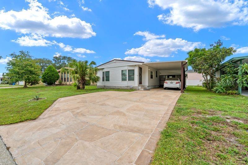 9001 Sheldon West Dr, Tampa, FL 33626