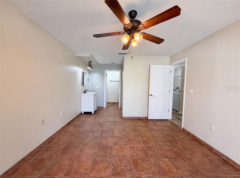 3430 55th Dr, Bradenton, FL 34203