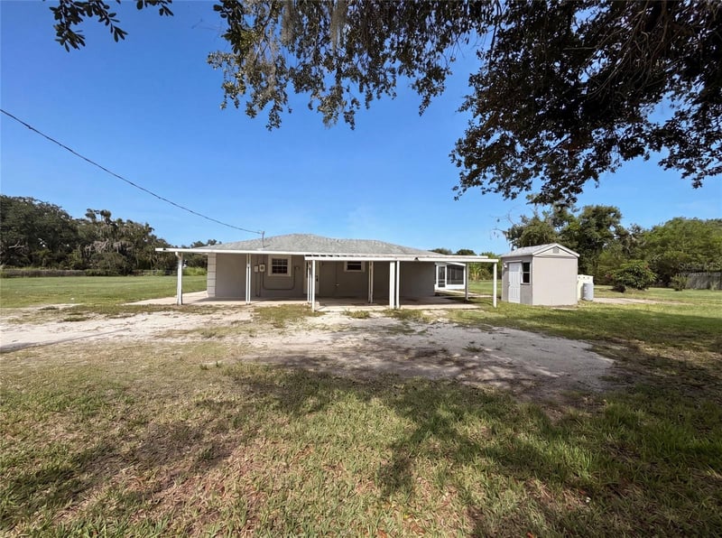 2805 105th St, Palmetto, FL 34221