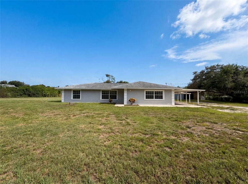 2805 105th St, Palmetto, FL 34221