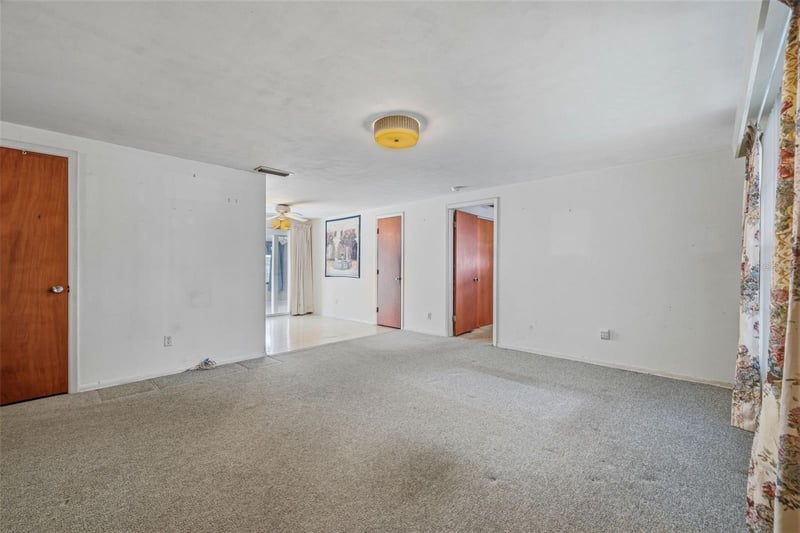 4408 Elm St, Tampa, FL 33614