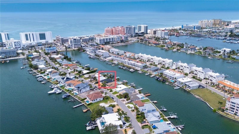 166 Bayside Dr, Clearwater Beach, FL 33767