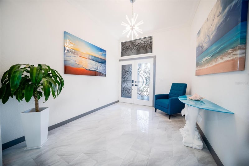 166 Bayside Dr, Clearwater Beach, FL 33767