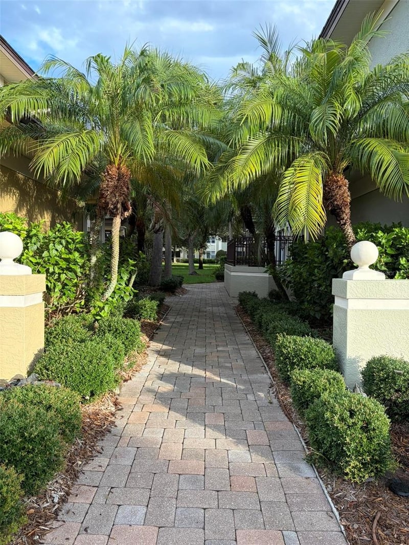 6536 Moorings Point Cir #101, Lakewood Ranch, FL 34202