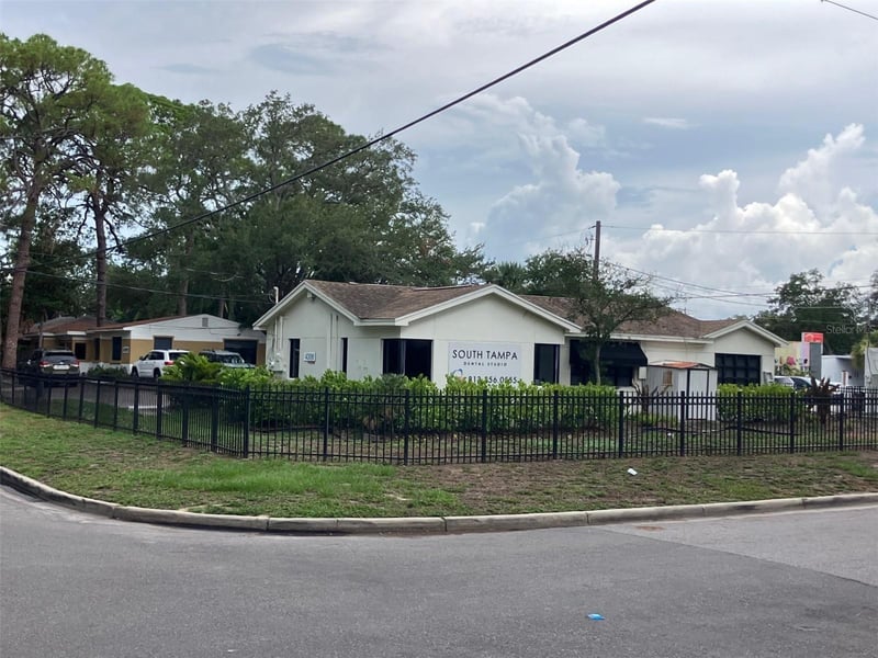 4306 Kensington Ave, Tampa, FL 33629