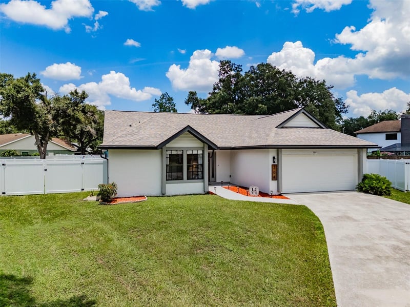 304 Scarlet Oak Ct, Seffner, FL 33584