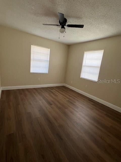 9004 Tudor Dr #K104, Tampa, FL 33615