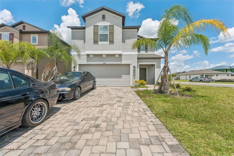 3047 Adams Cross Dr, Zephyrhills, FL 33540