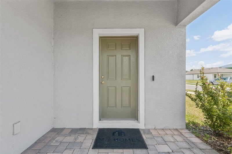 3047 Adams Cross Dr, Zephyrhills, FL 33540