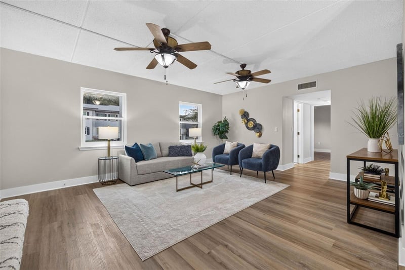 1190 Rue Des Chateaux #1A, St Petersburg, FL 33707