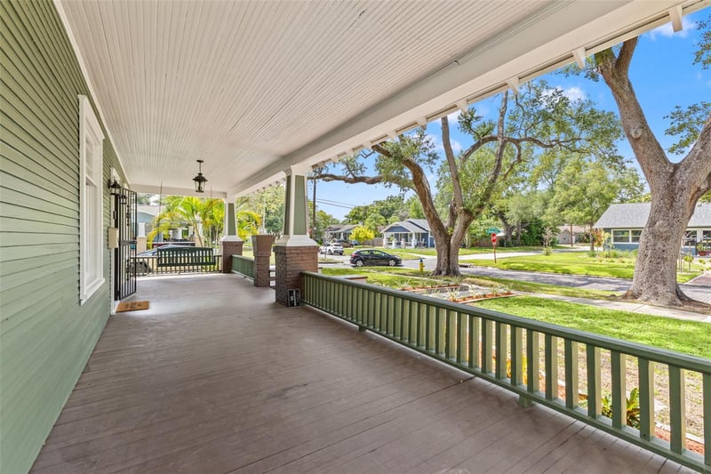 120 Comanche Ave, Tampa, FL 33604
