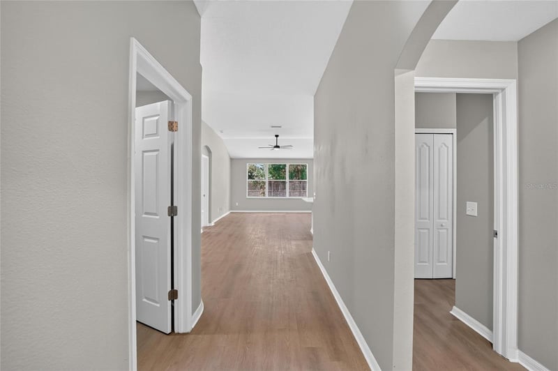 8536 Canterbury Lake Blvd, Tampa, FL 33619