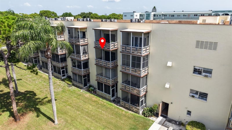 5705 80th St #309, St Petersburg, FL 33709