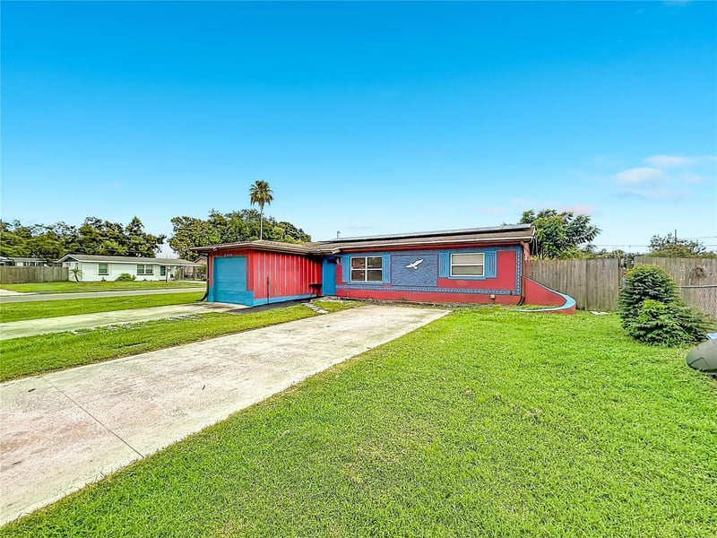 6430 83rd Ave, Pinellas Park, FL 33781