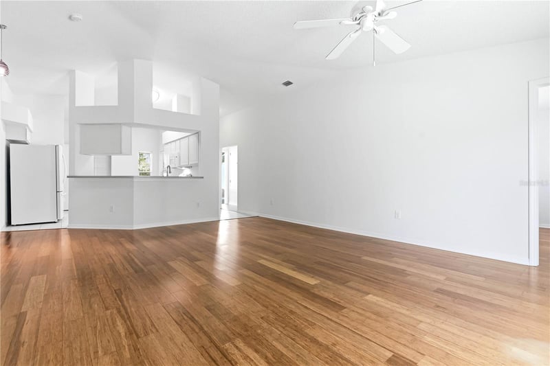 30830 Sade Ct, Wesley Chapel, FL 33545