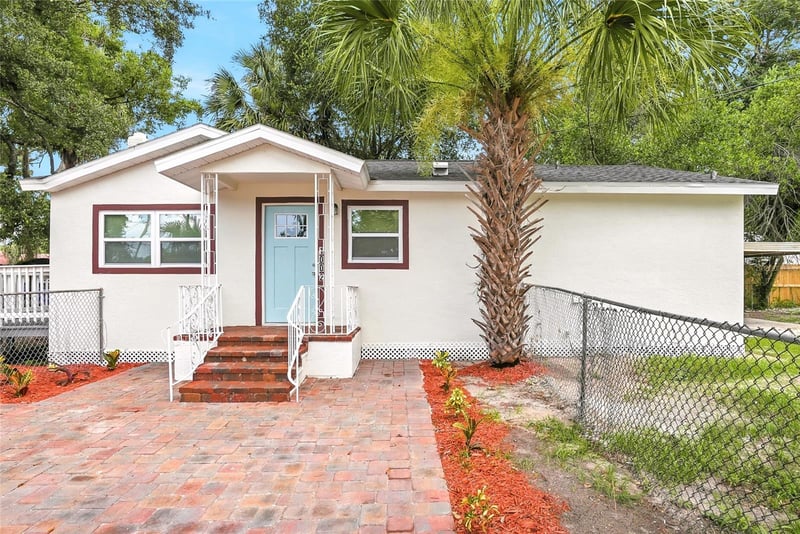 1002 Seward St, Tampa, FL 33604