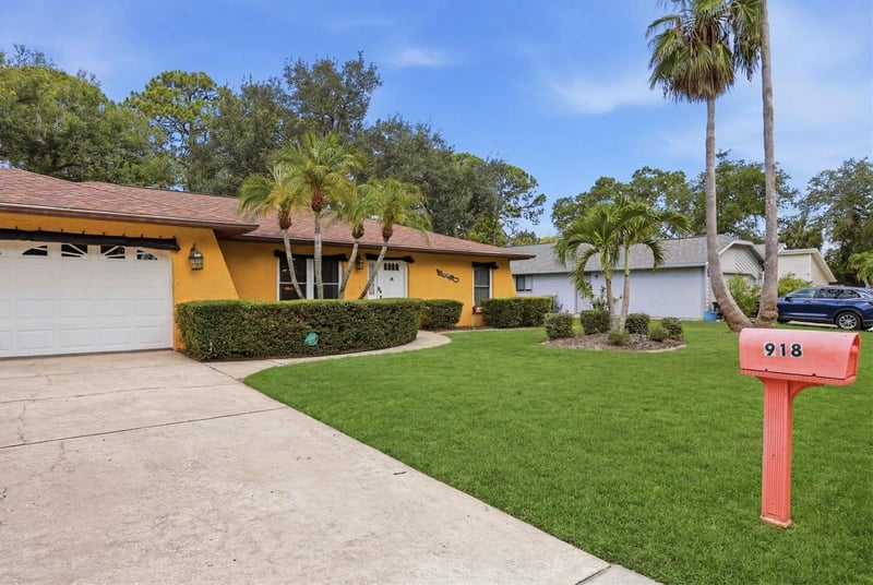 918 Ell Way, Sarasota, FL 34243