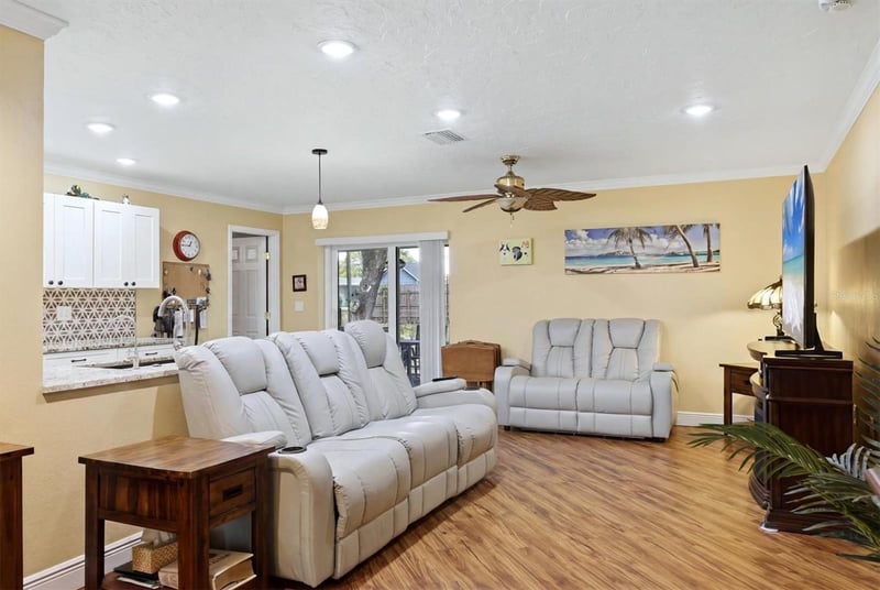 918 Ell Way, Sarasota, FL 34243