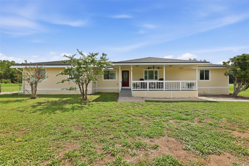 4700 Tower Rd, Land O Lakes, FL 34638