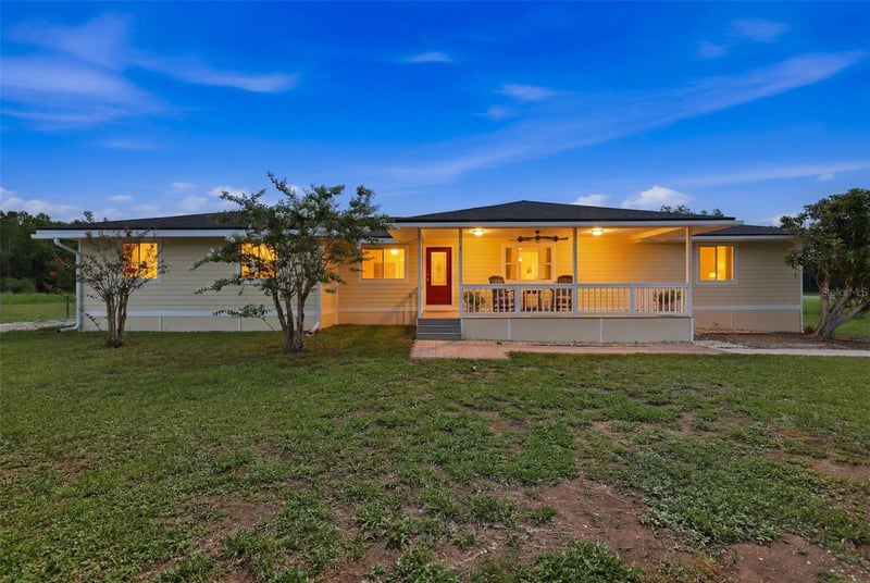 4700 Tower Rd, Land O Lakes, FL 34638