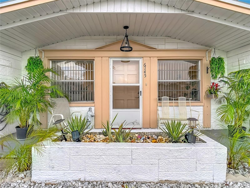 6145 1st Ave, New Port Richey, FL 34653