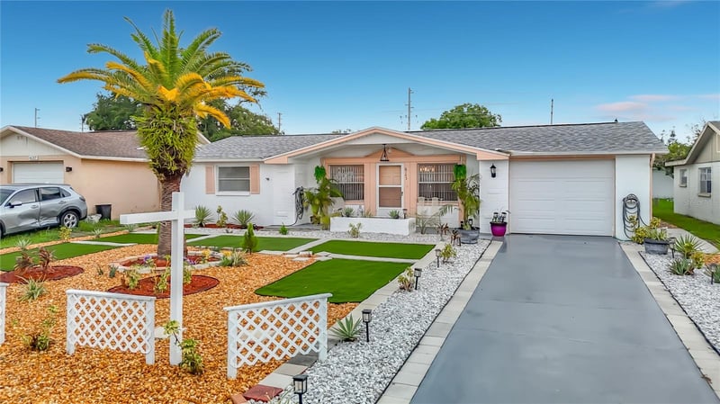 6145 1st Ave, New Port Richey, FL 34653